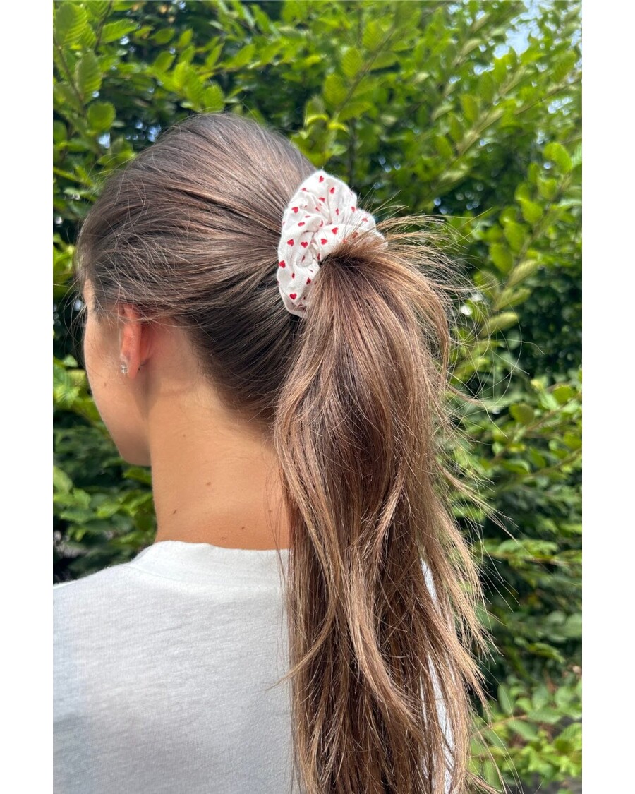 Brandy Melville Red Heart Scrunchie