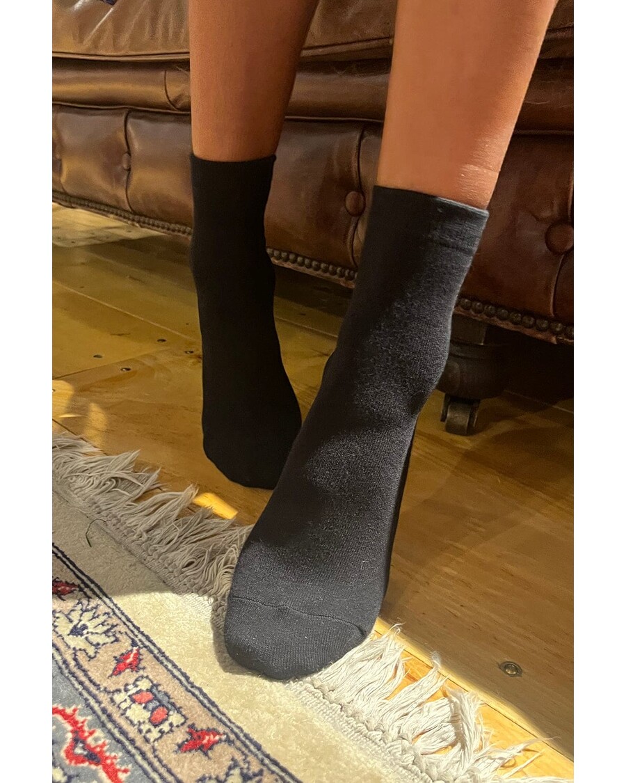 Brandy Melville Basic Socks