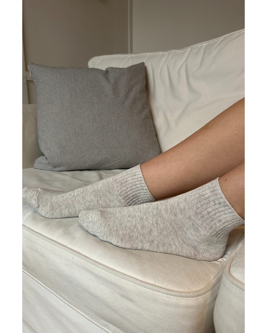 Brandy Melville Ribbed Socks