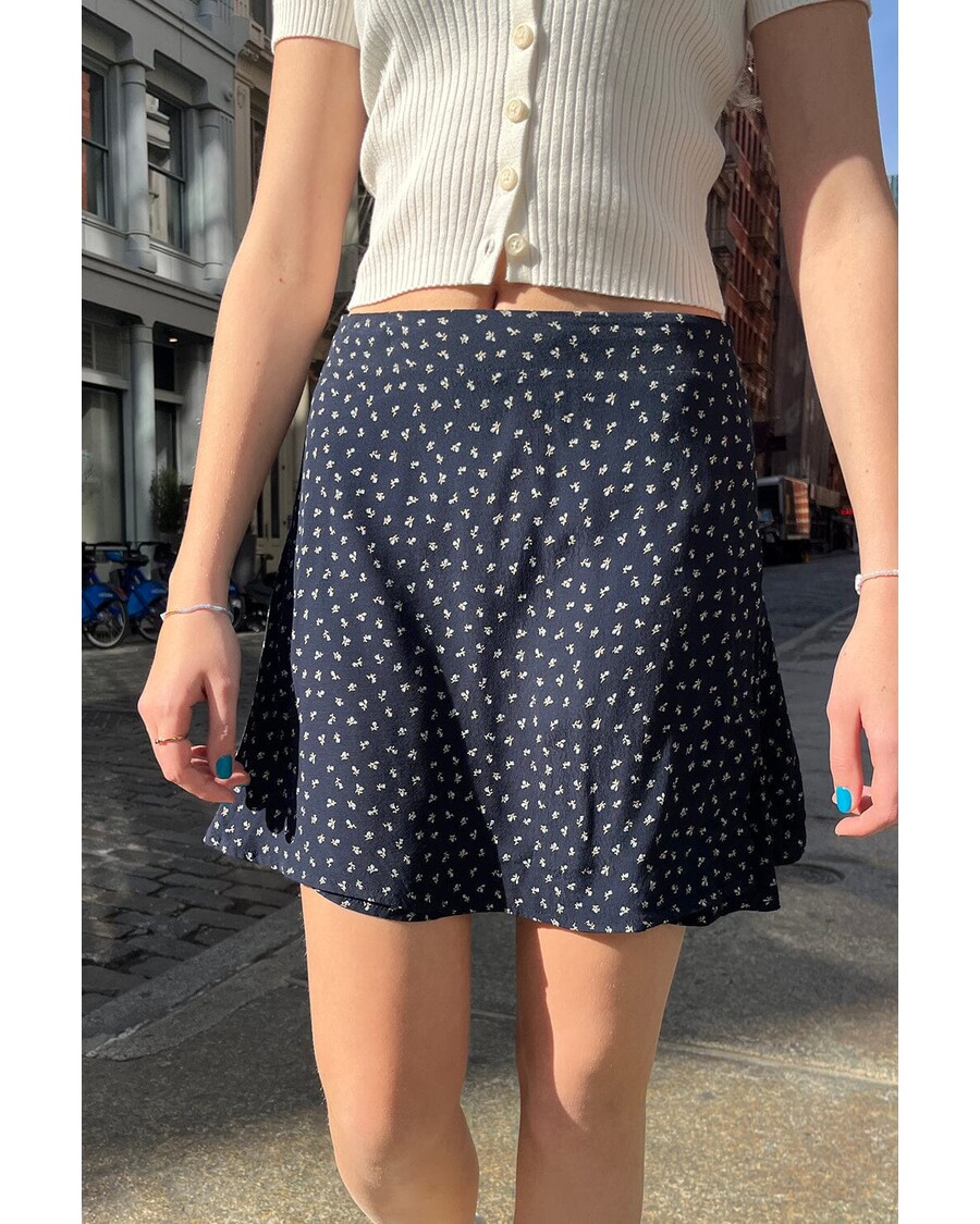 Brandy Melville Genevieve Skirt