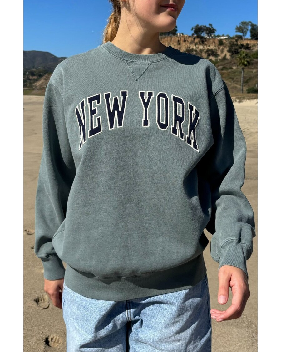 Brandy Melville Erica New York Sweatshirt