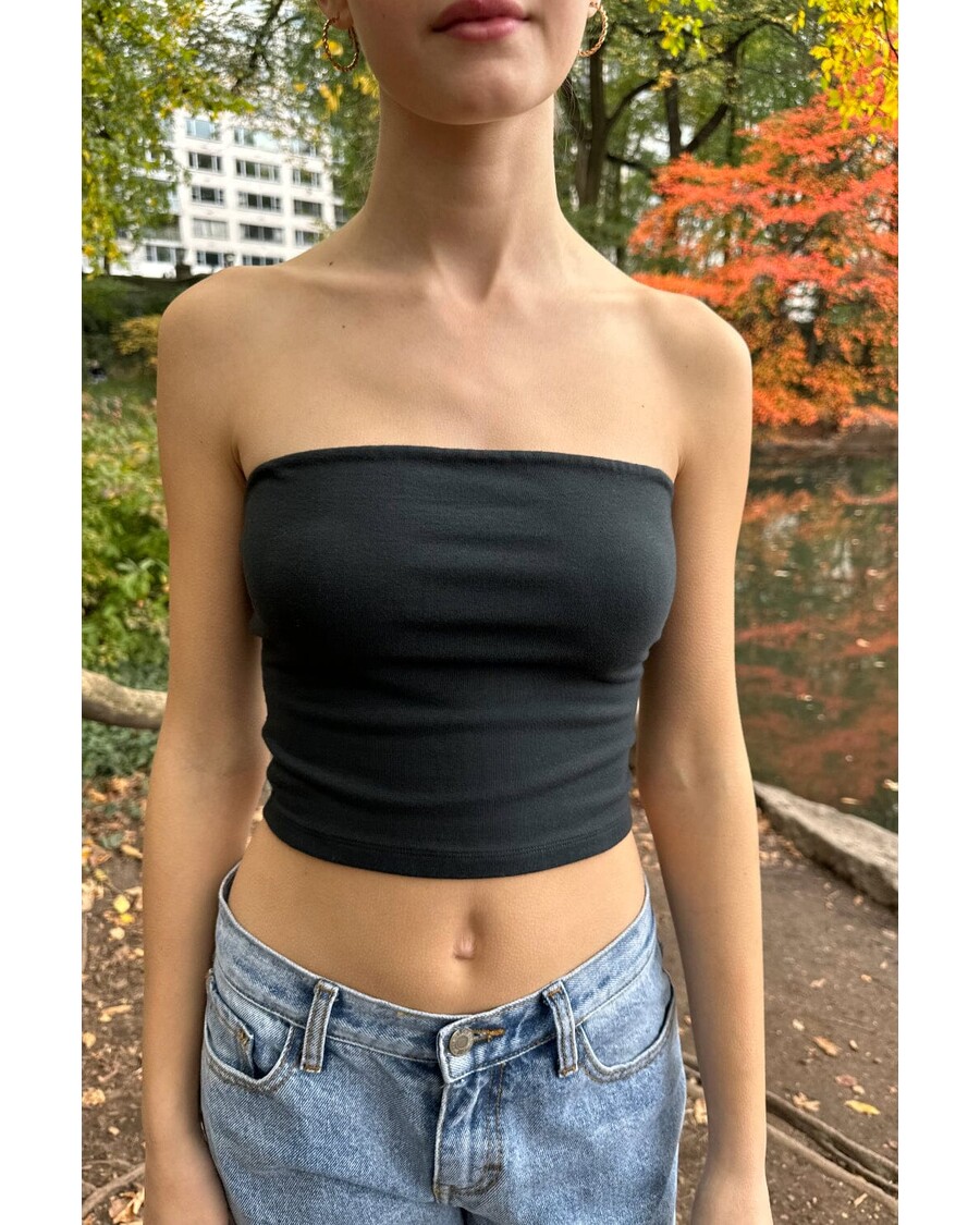 Brandy Melville Amelia Crop Top